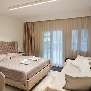  Daire Ag.sofias Pedestrian Area Luxury Ap. & Big Balcony Yunanistan